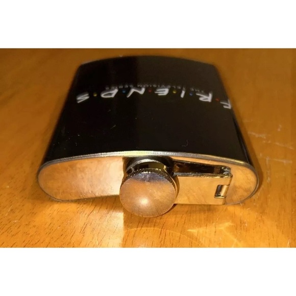 Friends TV Series Flask - Picture 5 of 9